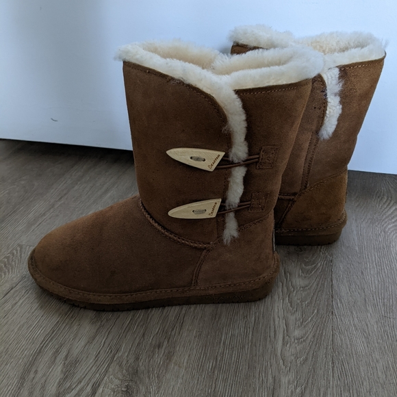Bearpaw Boots - Picture 2 of 9